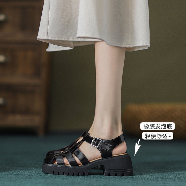 Retro Closed Toe Platform Hollow Sandals Women's Hole Shoes Women
