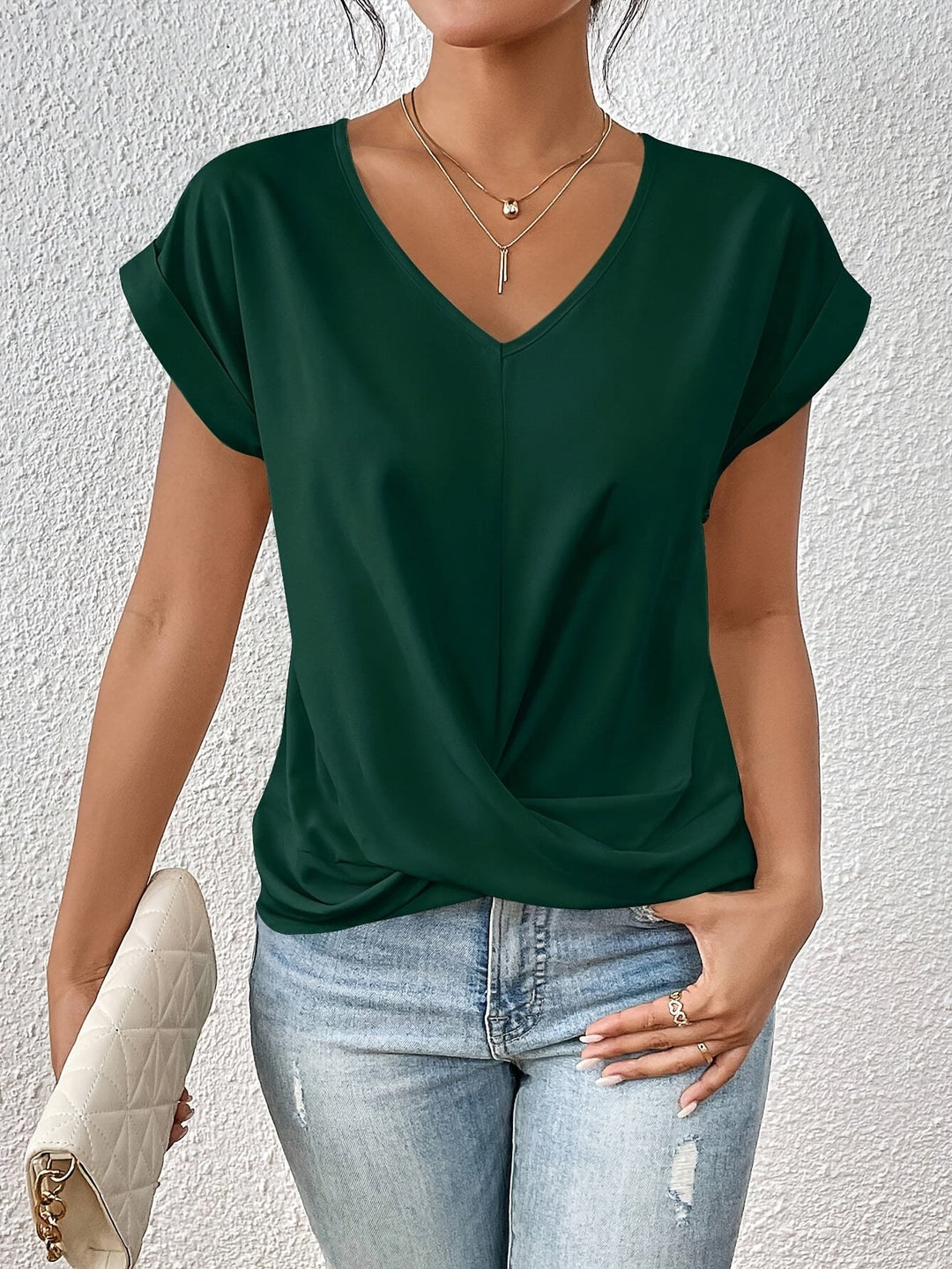 Luisa™ | Casual T-Shirt with Heart Cut-Out